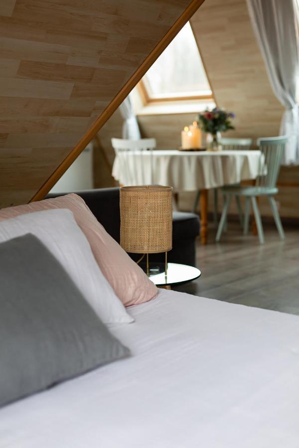 Les Lodges De Malbrough Aire-sur-la-Lys Exterior foto