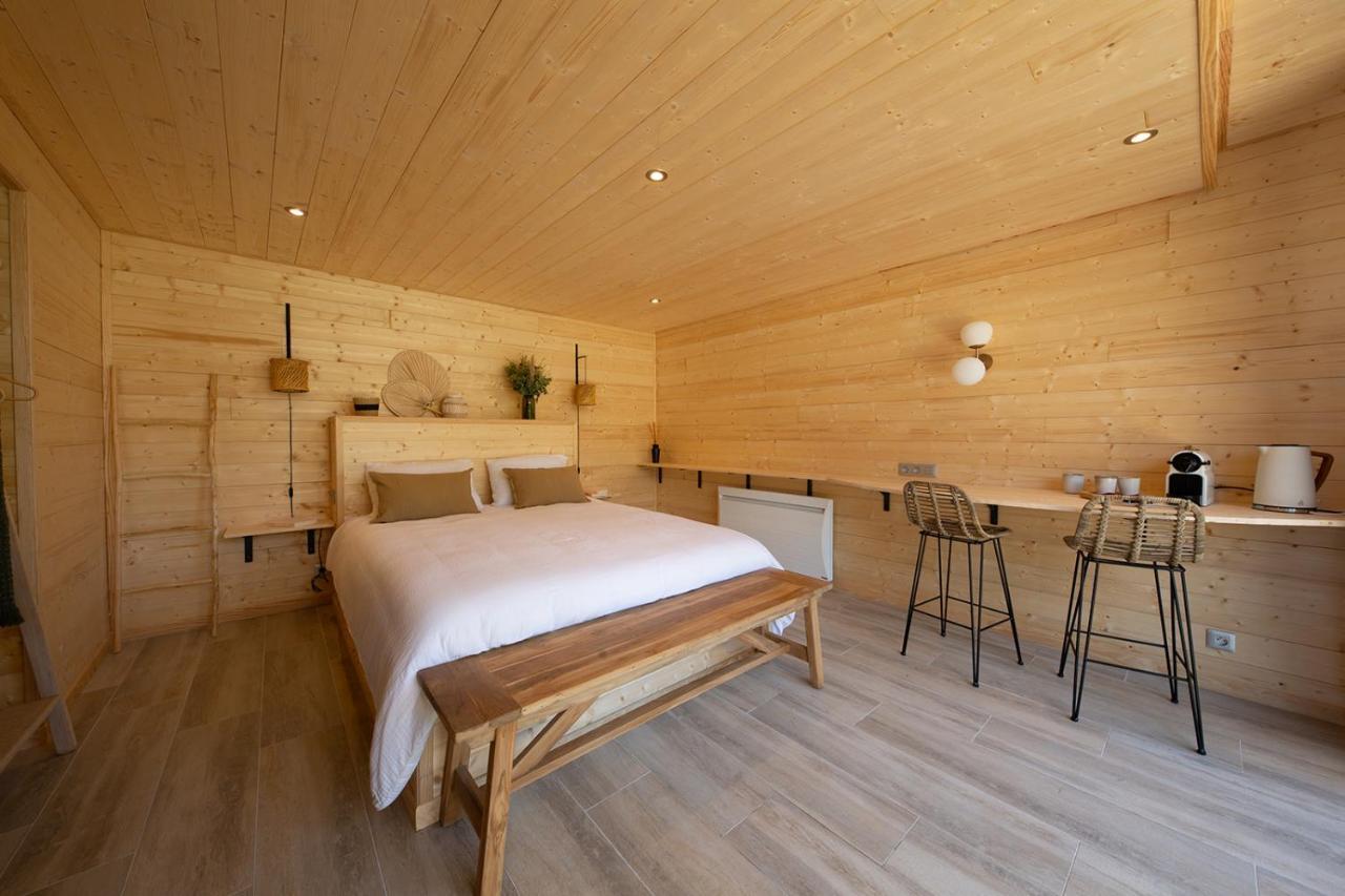 Les Lodges De Malbrough Aire-sur-la-Lys Exterior foto