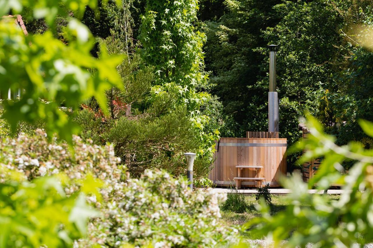 Les Lodges De Malbrough Aire-sur-la-Lys Exterior foto