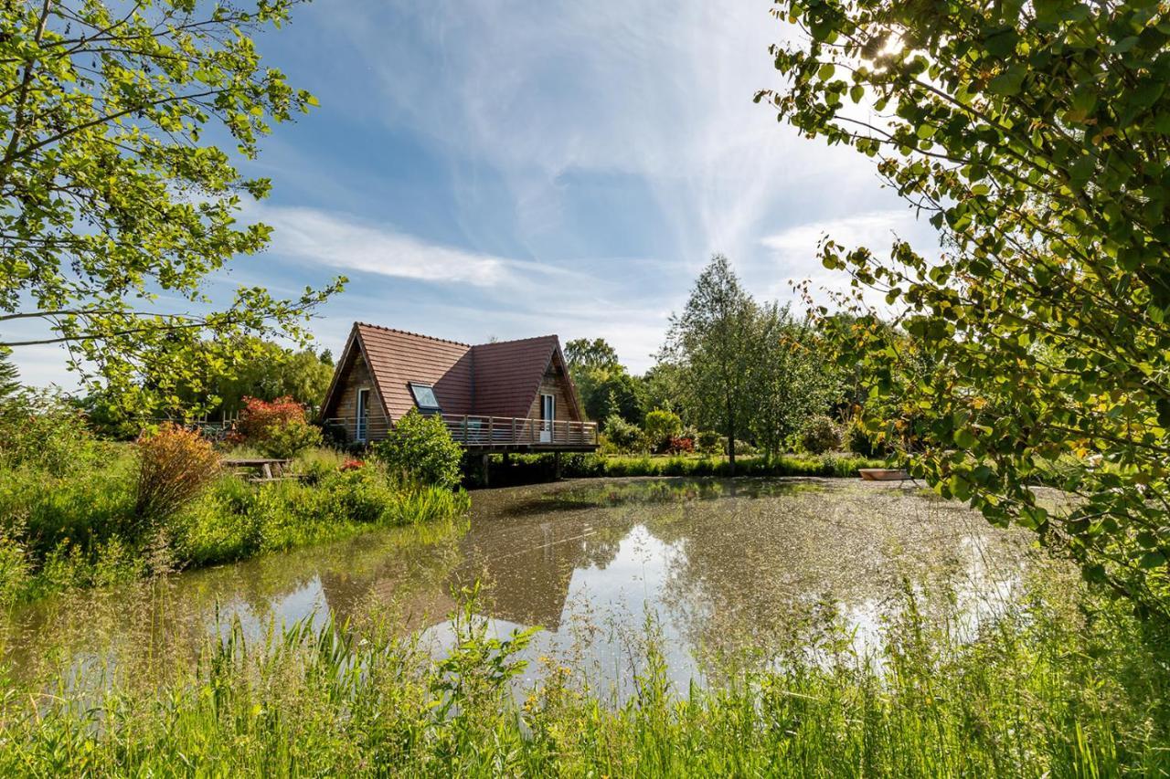 Les Lodges De Malbrough Aire-sur-la-Lys Exterior foto